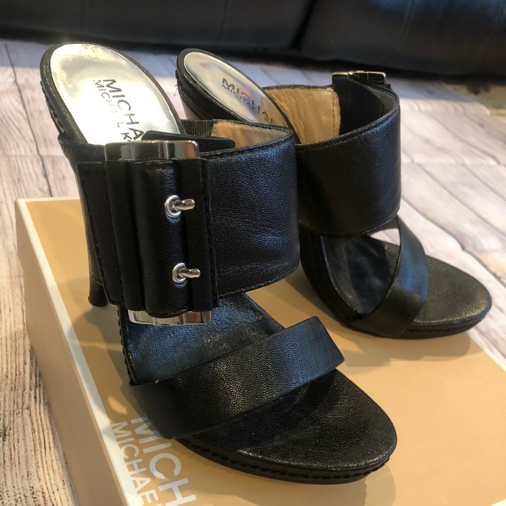 Michael Kors Camden sandal